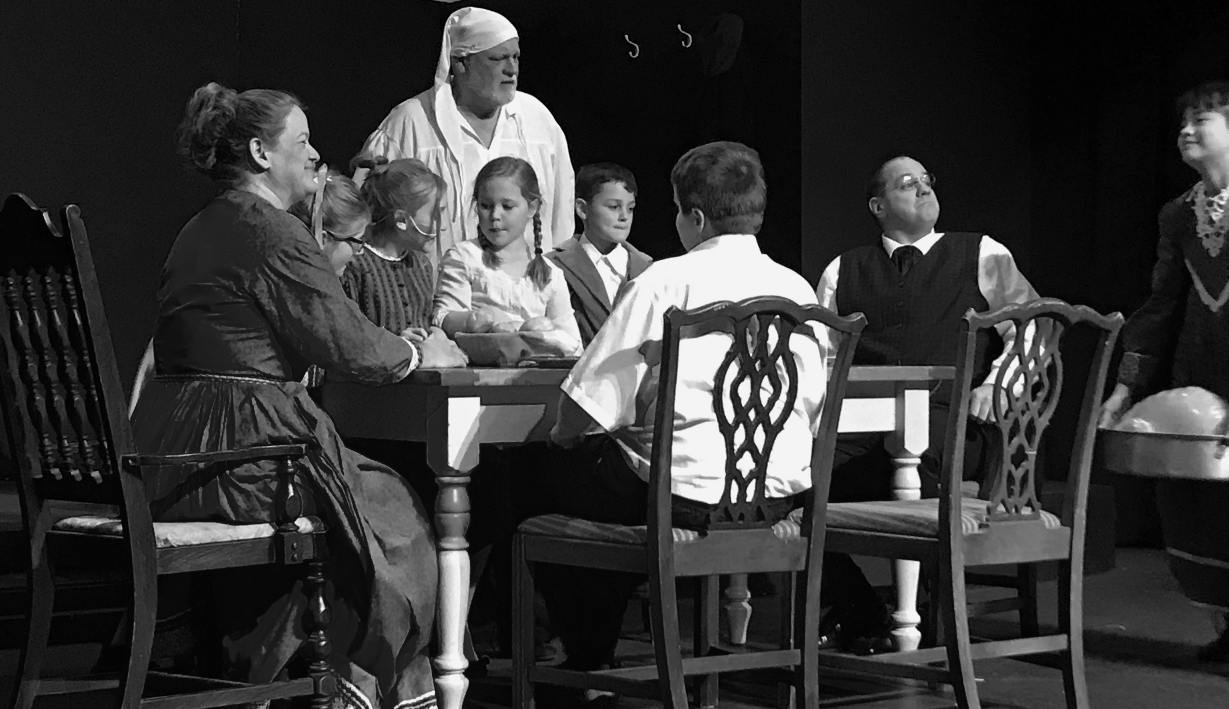 A Christmas Carol - Cratchit family dinner